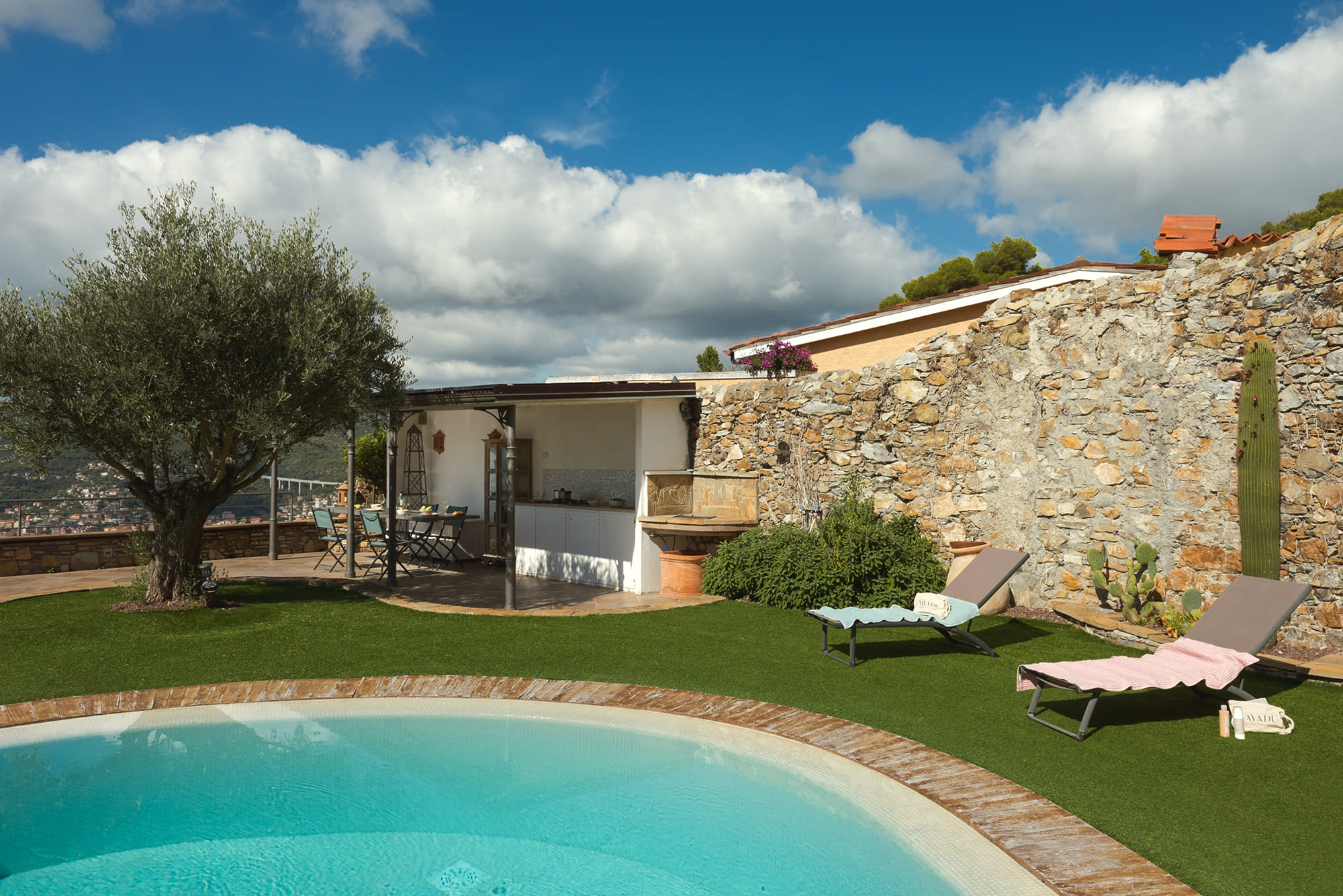 villa con piscina andora-2